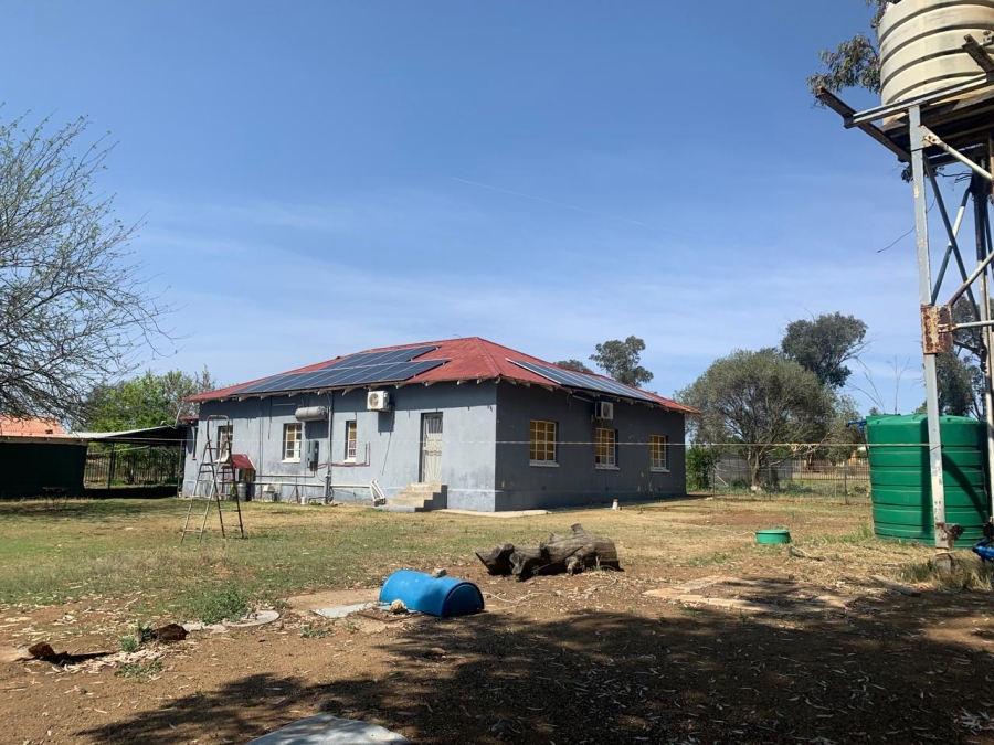 Commercial Property for Sale in Levins Estate Free State